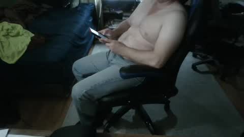 Snapshot of emsguy1 chatting on 10/02/25, 02:18 Matt online show from 10/02/25, 02:18