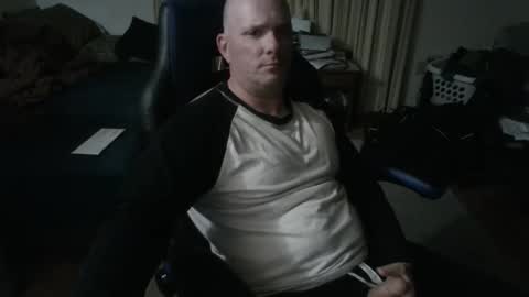 Snapshot of emsguy1 chatting on 10/24/25, 03:14 Matt online show from 10/24/25, 03:14