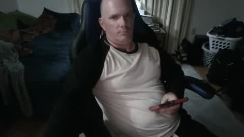 Snapshot of emsguy1 chatting on 10/30/25, 03:52 Matt online show from 10/30/25, 03:52