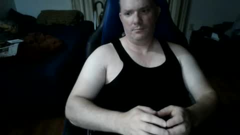 Snapshot of emsguy1 chatting on 06/02/26, 05:09 Matt online show from 06/02/26, 05:09