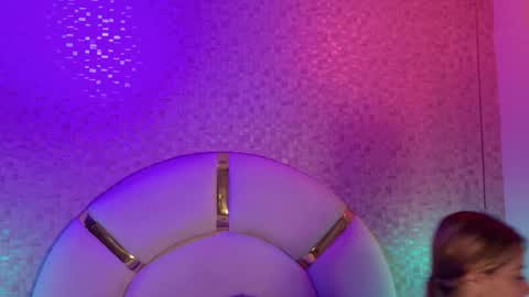 Emy  online show from 12/05/25, 11:41