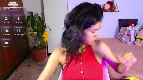 emycarver09 online show from 11/17/25, 11:38