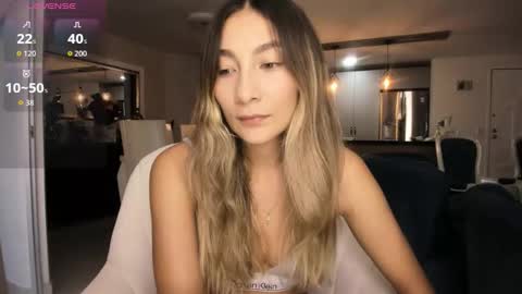 Snapshot of emyconneer chatting on 02/17/26, 10:49 emyconneer online show from 02/17/26, 10:49