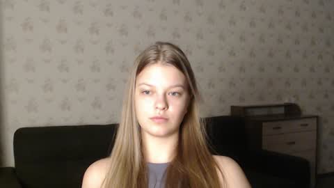 Snapshot of emysway chatting on 01/21/25, 10:41 EmySway online show from 01/21/25, 10:41