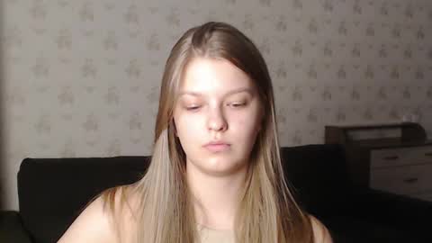 Snapshot of emysway chatting on 02/11/25, 12:37 EmySway online show from 02/11/25, 12:37