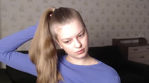 Snapshot of emysway chatting on 02/24/25, 11:10 EmySway online show from 02/24/25, 11:10
