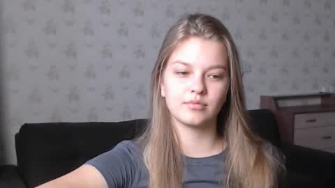 Snapshot of emysway chatting on 10/13/25, 10:15 EmySway online show from 10/13/25, 10:15