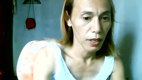 CHUN LY online show from 06/11/26, 06:44