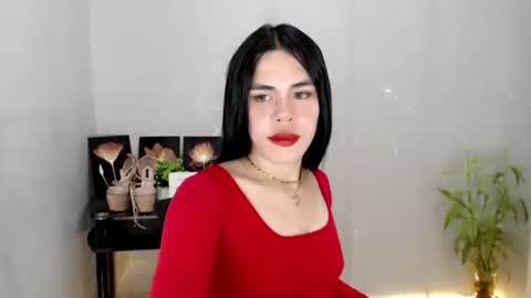 enchantress_mia03 online show from 06/02/26, 09:33