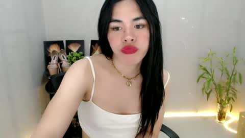 enchantress_mia03 online show from 06/16/26, 06:27