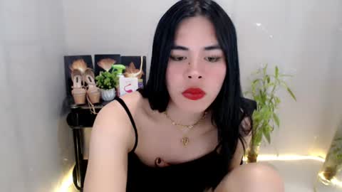 enchantress_mia03 online show from 06/18/26, 09:14