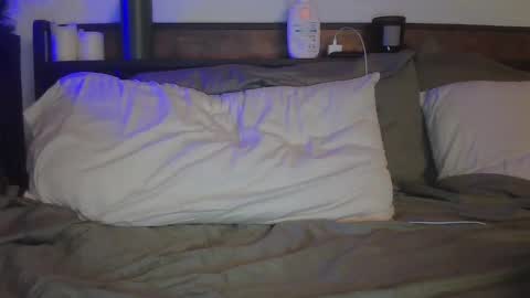 Snapshot of endlesslyevie chatting on 01/17/25, 02:18 endlessly evie online show from 01/17/25, 02:18
