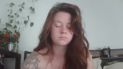 Snapshot of endlesslyevie chatting on 03/03/25, 11:24 endlessly evie online show from 03/03/25, 11:24