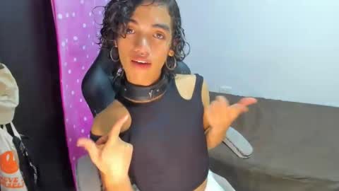 Snapshot of engel20042001 chatting on 12/16/24, 03:30 engel20042001 online show from 12/16/24, 03:30