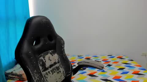 Snapshot of engel20042001 chatting on 12/20/24, 08:23 engel20042001 online show from 12/20/24, 08:23