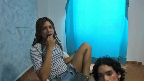 Snapshot of engel20042001 chatting on 01/18/25, 04:42 engel20042001 online show from 01/18/25, 04:42