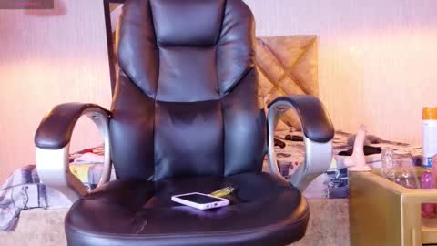 Engel online show from 12/16/25, 12:10