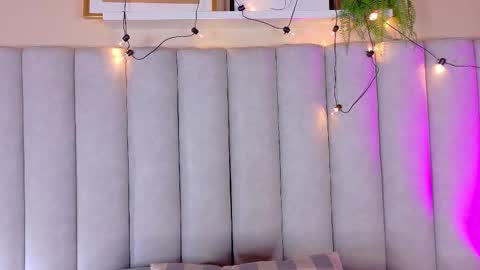  E N G E L  online show from 10/22/25, 07:35