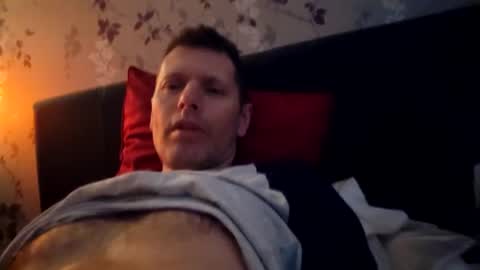 EnglishGuy183 online show from 02/20/26, 07:32