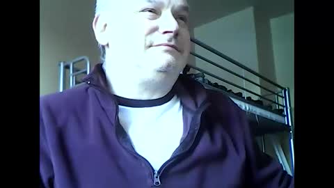 englishguysurrey online show from 01/11/25, 09:15