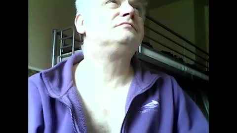 englishguysurrey online show from 03/12/25, 09:44