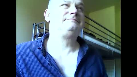 englishguysurrey online show from 04/29/26, 09:57