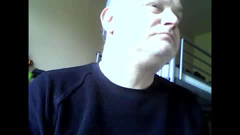 englishguysurrey online show from 05/06/26, 09:14