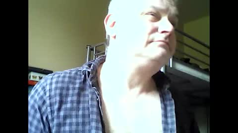 englishguysurrey online show from 05/19/26, 10:21