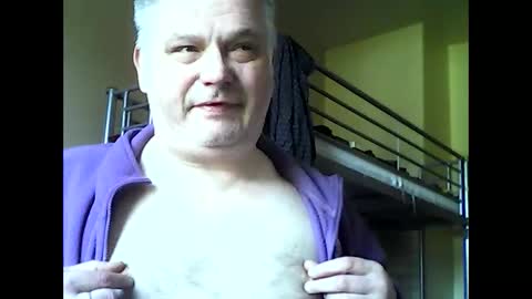 englishguysurrey online show from 05/30/26, 07:16