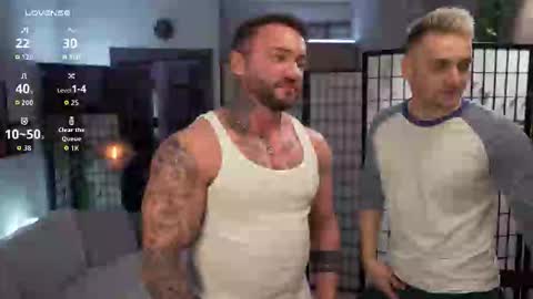 Snapshot of enjohnny chatting on 09/19/25, 03:45 Johnny online show from 09/19/25, 03:45