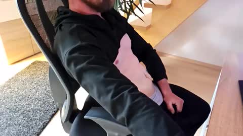 Pete online show from 10/14/25, 11:33