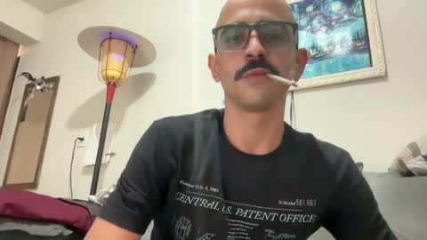 Luke online show from 05/01/26, 10:53