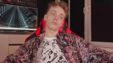 Snapshot of enkeer chatting on 11/01/25, 05:37 Enker online show from 11/01/25, 05:37