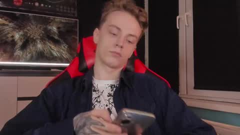 Snapshot of enkeer chatting on 11/10/25, 05:12 Enker online show from 11/10/25, 05:12