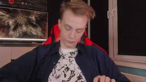 Snapshot of enkeer chatting on 11/21/25, 01:26 Enker online show from 11/21/25, 01:26