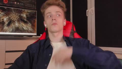 Snapshot of enkeer chatting on 11/26/25, 02:01 Enker online show from 11/26/25, 02:01