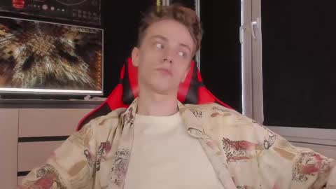 Snapshot of enkeer chatting on 12/02/25, 06:52 Enker online show from 12/02/25, 06:52