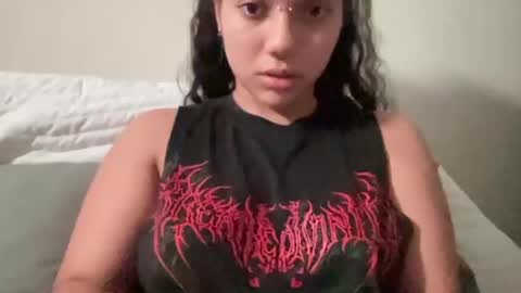 EmmaVerhoeven online show from 10/15/25, 12:00