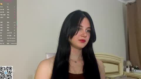 Snapshot of enricaelis chatting on 10/12/25, 08:30 Sani online show from 10/12/25, 08:30