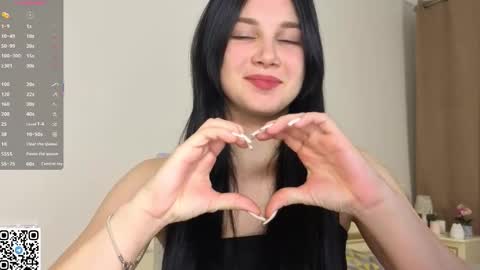 Snapshot of enricaelis chatting on 10/19/25, 08:20 Sani online show from 10/19/25, 08:20