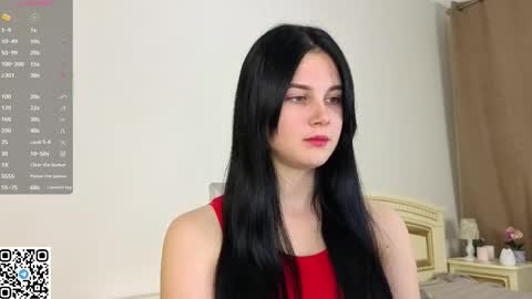 Snapshot of enricaelis chatting on 10/21/25, 08:09 Sani online show from 10/21/25, 08:09