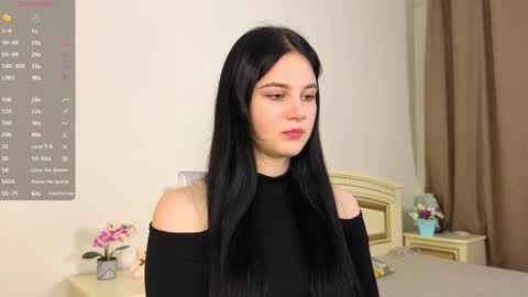 Snapshot of enricaelis chatting on 11/17/25, 07:52 Sani online show from 11/17/25, 07:52