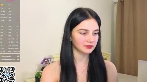 Snapshot of enricaelis chatting on 11/27/25, 08:11 Sani online show from 11/27/25, 08:11