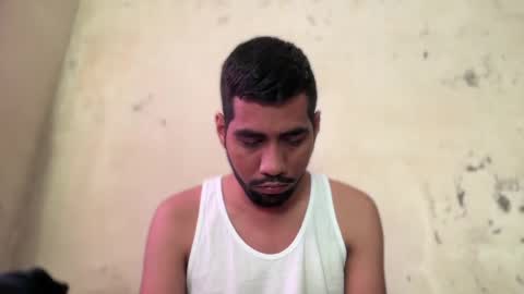 Snapshot of enriquegc197 chatting on 01/01/25, 02:20 Enriquegc197 online show from 01/01/25, 02:20