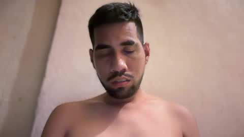 Snapshot of enriquegc197 chatting on 02/16/25, 02:42 Enriquegc197 online show from 02/16/25, 02:42