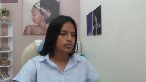 Snapshot of enyelin chatting on 09/15/25, 10:32 Enyenlina online show from 09/15/25, 10:32