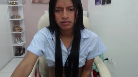 Snapshot of enyelin chatting on 09/25/25, 12:20 Enyenlina online show from 09/25/25, 12:20