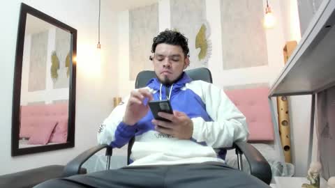 Snapshot of enzo_turner chatting on 01/09/26, 03:20 online show from 01/09/26, 03:20