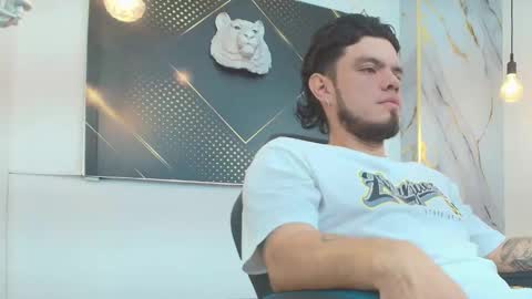 Snapshot of enzo_turner chatting on 01/14/26, 03:34 online show from 01/14/26, 03:34