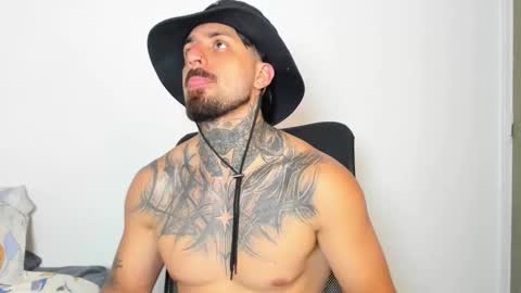 Enzo Aren online show from 10/31/25, 11:28